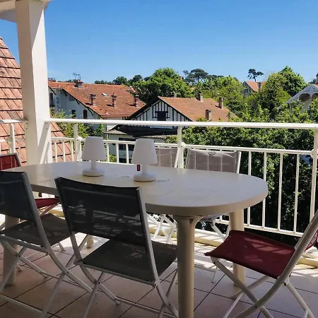 4 Avec Terrasse Et Parking A Arcachon, Acces Direct Aux Plages